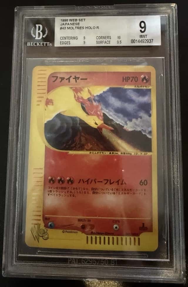 Moltres HOLO R