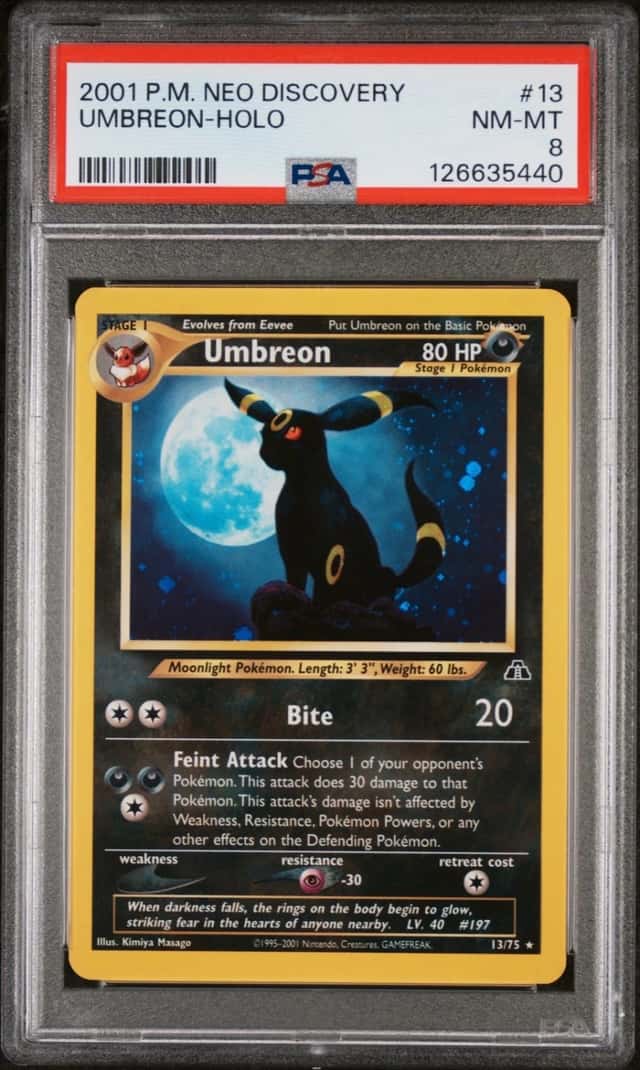 2001 POKEMON NEO DISCOVERY #13 UMBREON-HOLO PSA 8