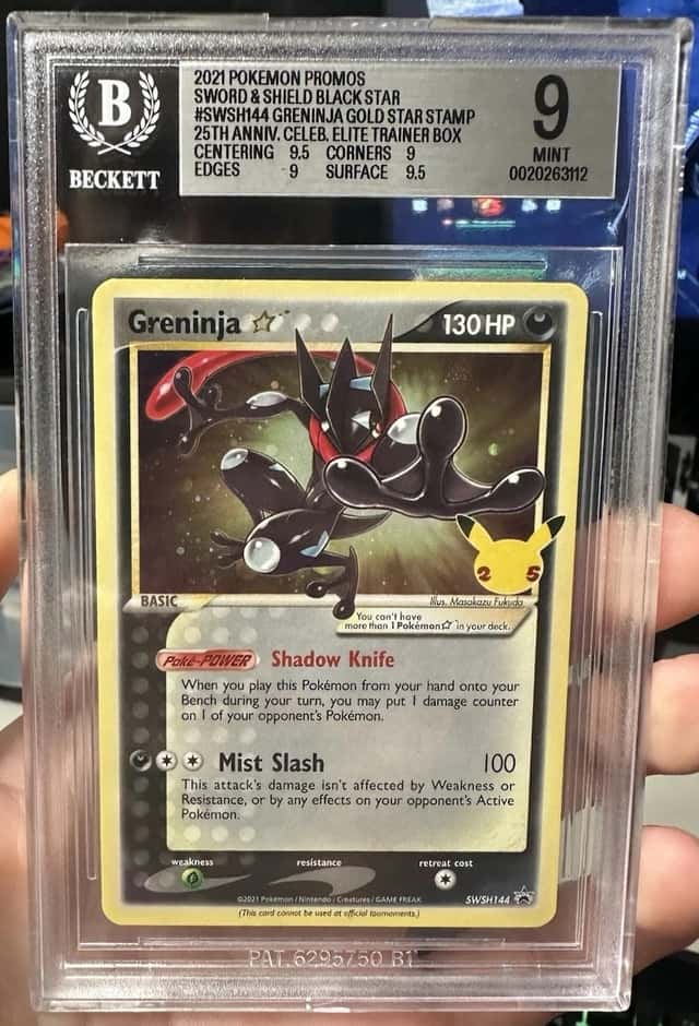 Pokémon TCG Greninja Gold Star SWSH144 Celebrations Black Star Promo BGS 9