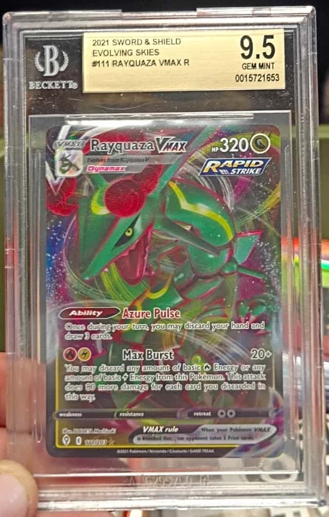 Rayquaza VMAX R