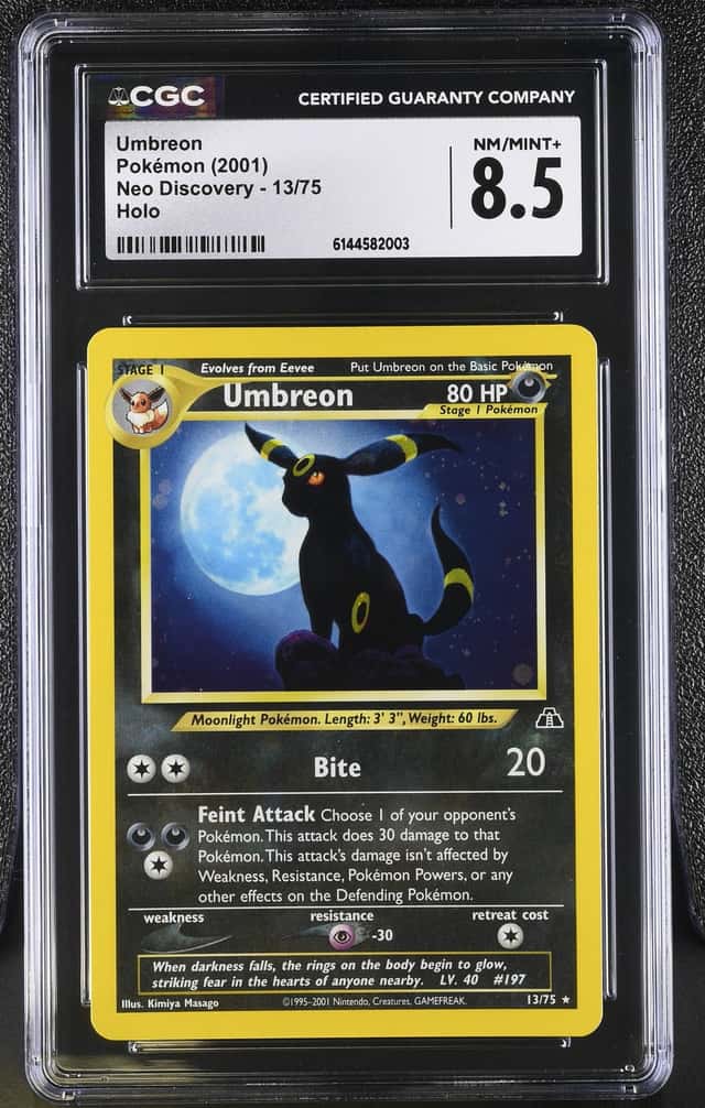 2001 Pokemon Neo Discovery Umbreon Holo #13/75 CGC 8.5