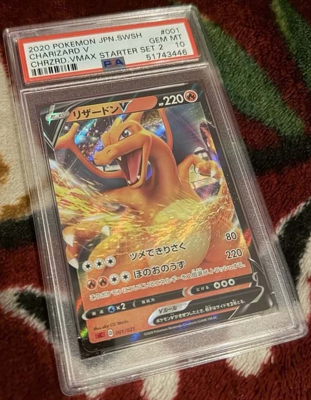Charizard V