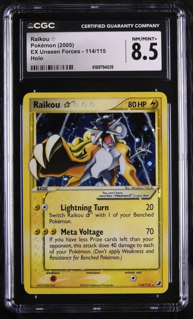 2005 Pokemon Gold Star EX Unseen Forces #114 Raikou Holo CGC 8.5 NM-MT+