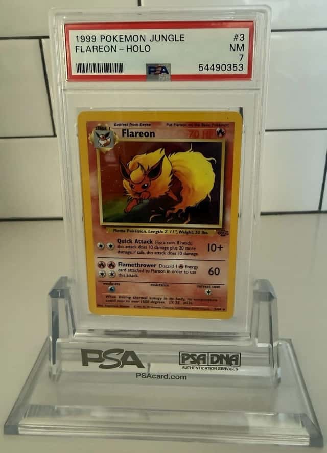 1999 POKEMON JUNGLE #3 FLAREON-HOLO PSA 7