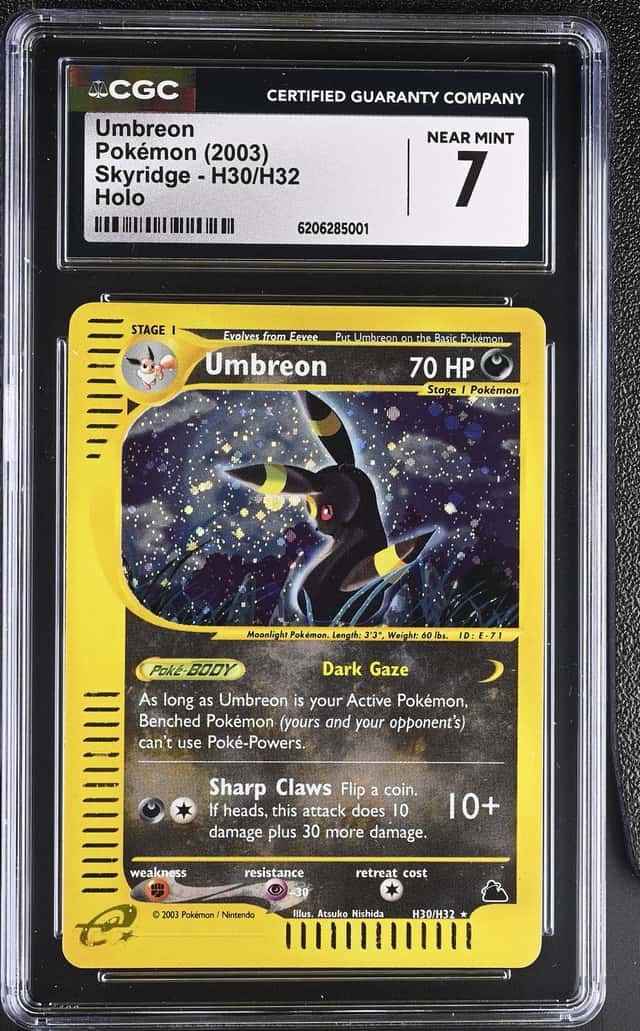 Pokemon Umbreon Skyridge Holo H30/H32 CGC 7