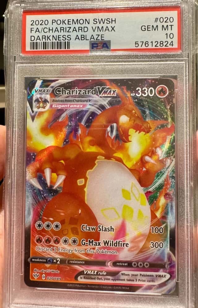 Charizard VMAX