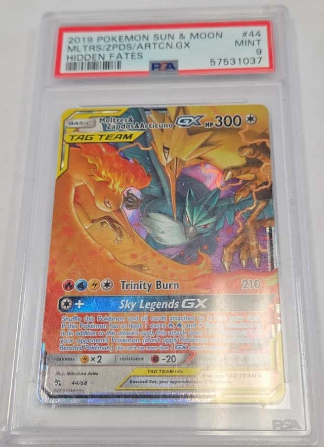 POKEMON Tcg HIDDEN FATES MOLTRES ZAPDOS ARTICUNO GX 44/68 PSA 9 TAG TEAM