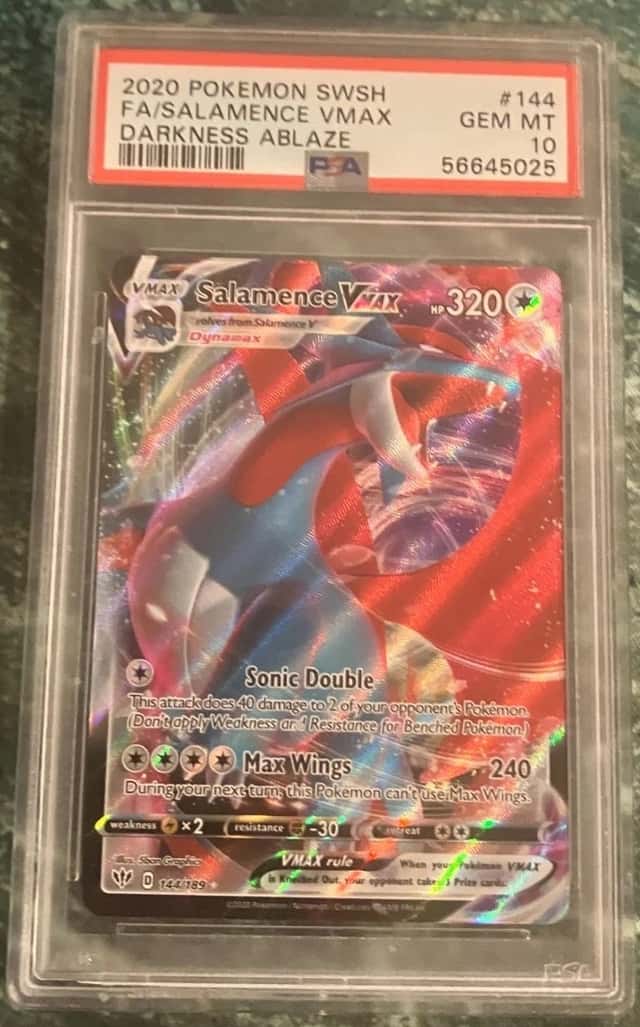Salamence VMAX