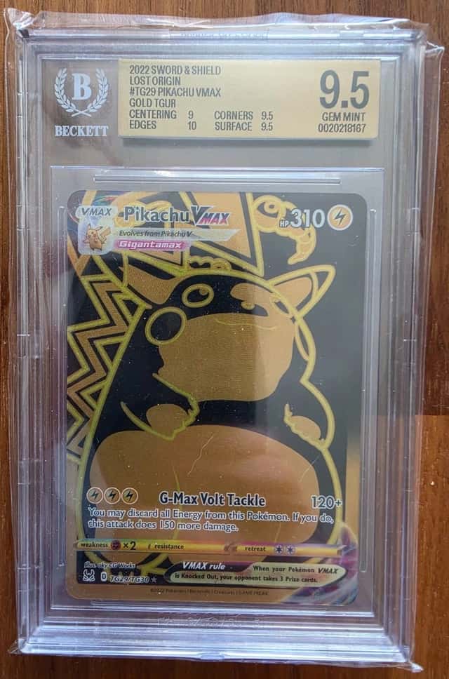 Pikachu VMAX