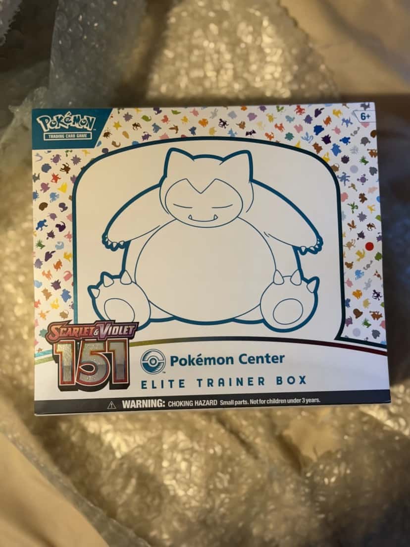 Mega Evolution Pokemon Center Elite Trainer Box [pokemon_center] [Snorlax Art]