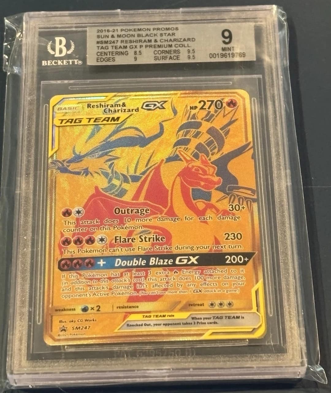 Reshiram & Charizard Tag Team Gx P